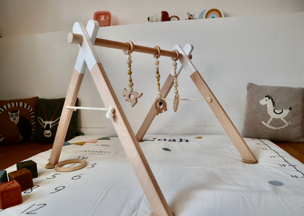 Arche d'Eveil en Bois Hêtre Les Bons Plans du Châtelain